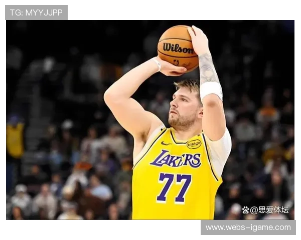 湖人116-110双杀独行侠，东契奇33+8+11成最年轻1500三分先生